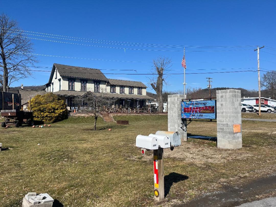 Gamble Farm Inn And Suites Jersey Shore Exterior foto